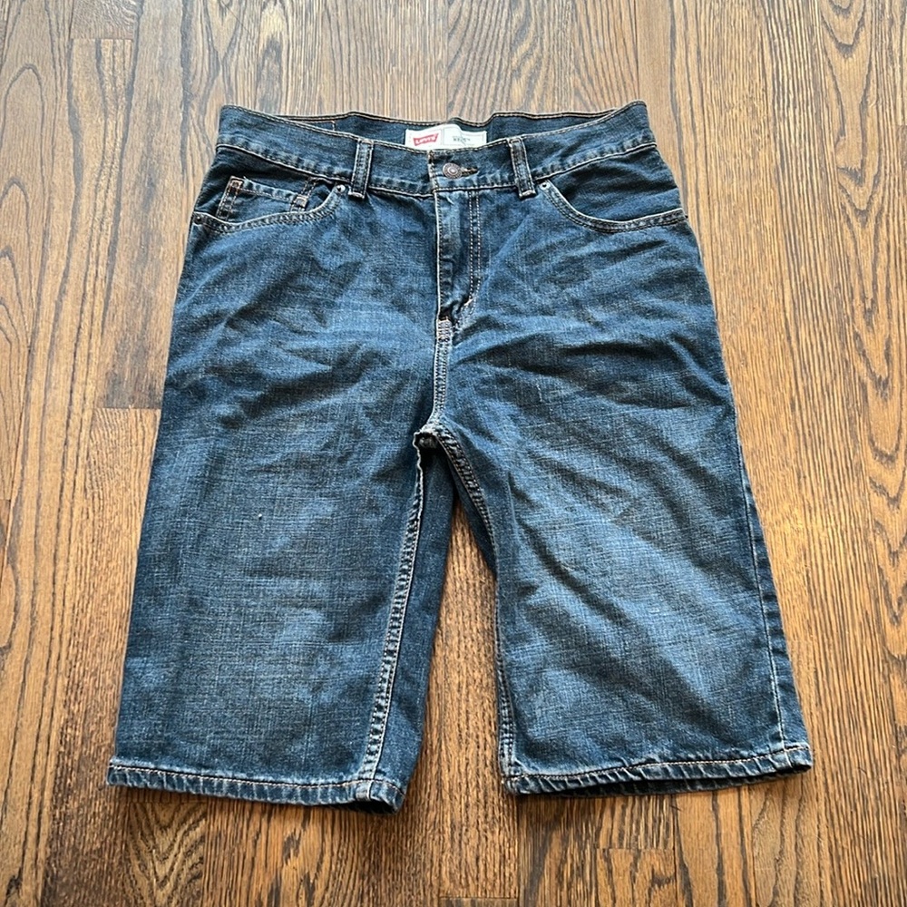 Men’s Levi denim Jean shorts size 29” waist